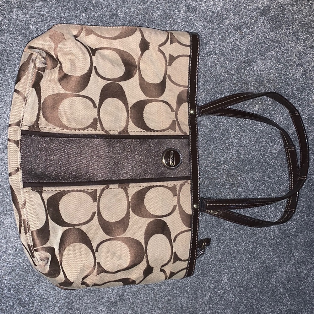 Coach Signature F21950 Tote